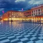 1 Bedroom Flat In Heart Of Nice